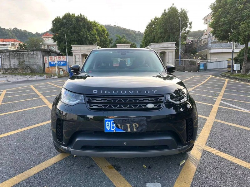 深圳19年路虎发现1