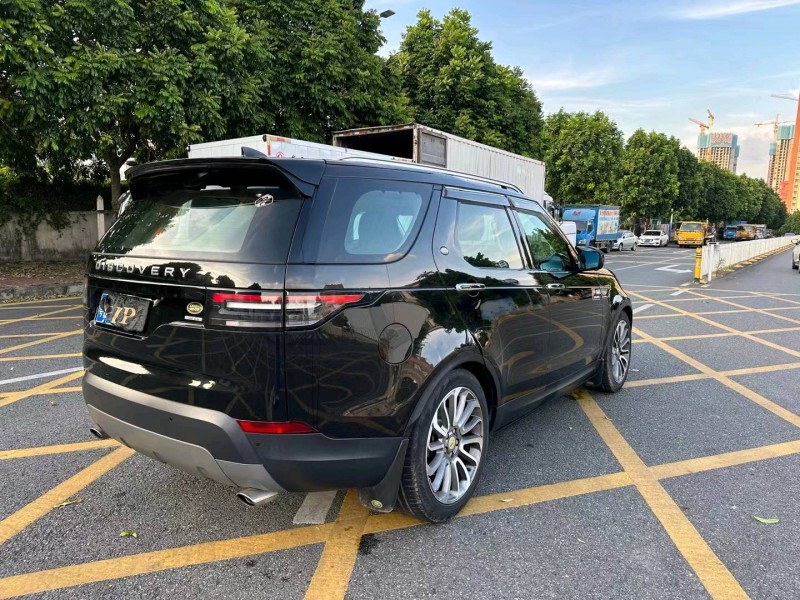 深圳19年路虎发现8