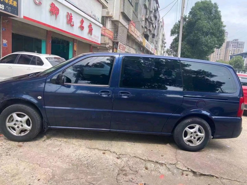 枣庄10年别克GL83