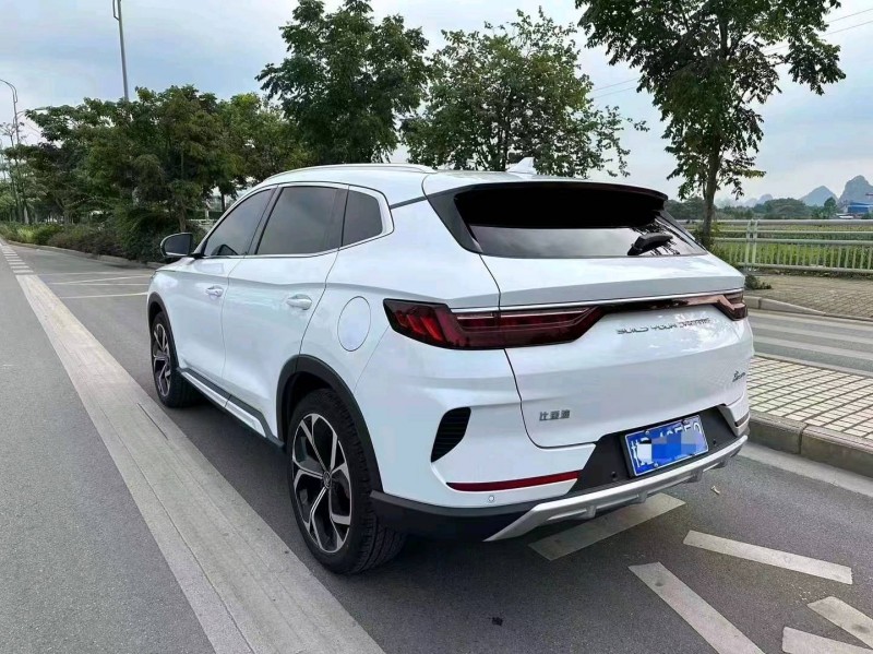 枣庄22年比亚迪宋8