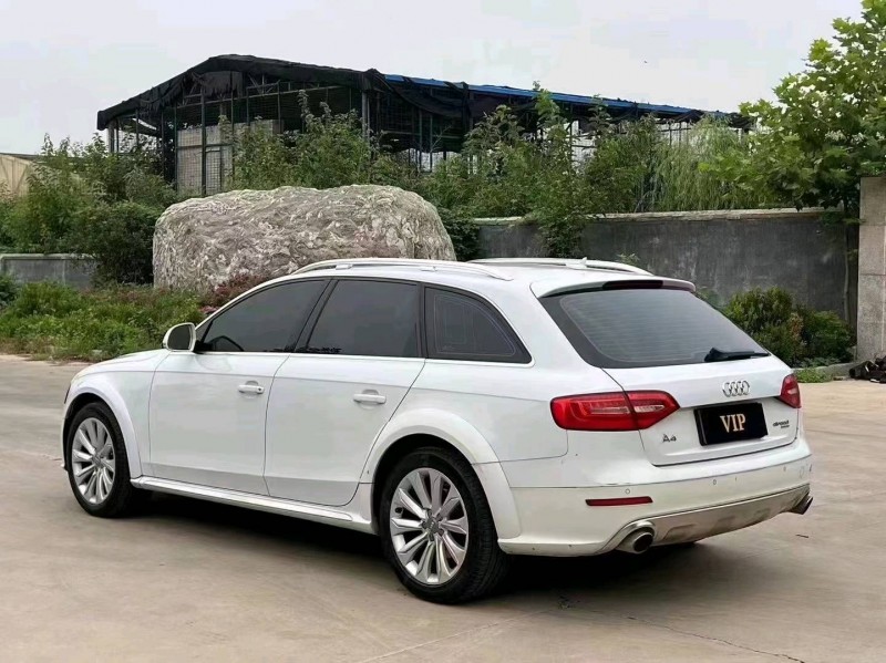青岛12年奥迪A4L5