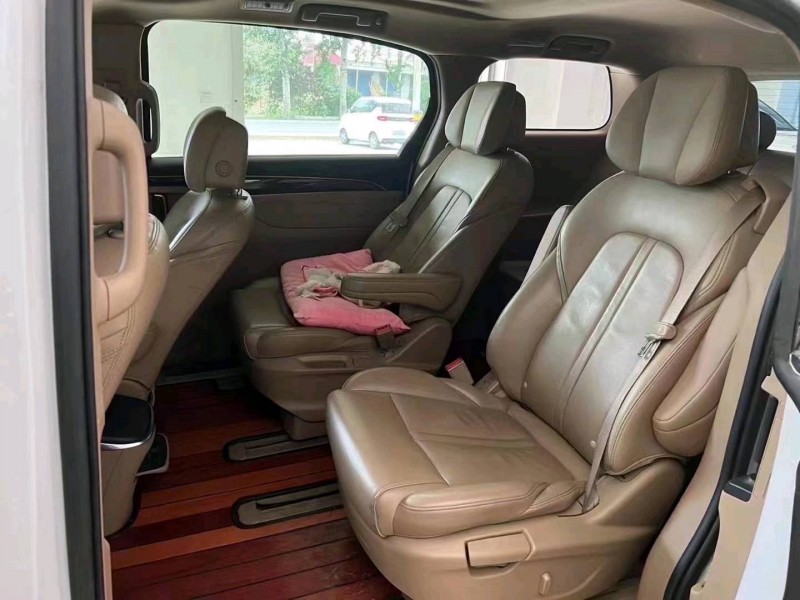 邢台17年别克GL83