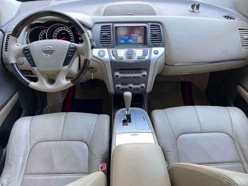 济宁12年日产楼兰7