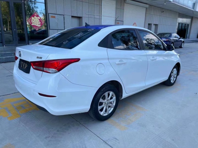 济宁20年长安汽车悦翔4