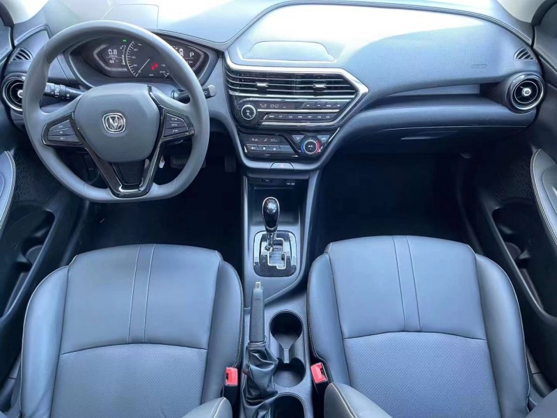 济宁20年长安汽车悦翔8