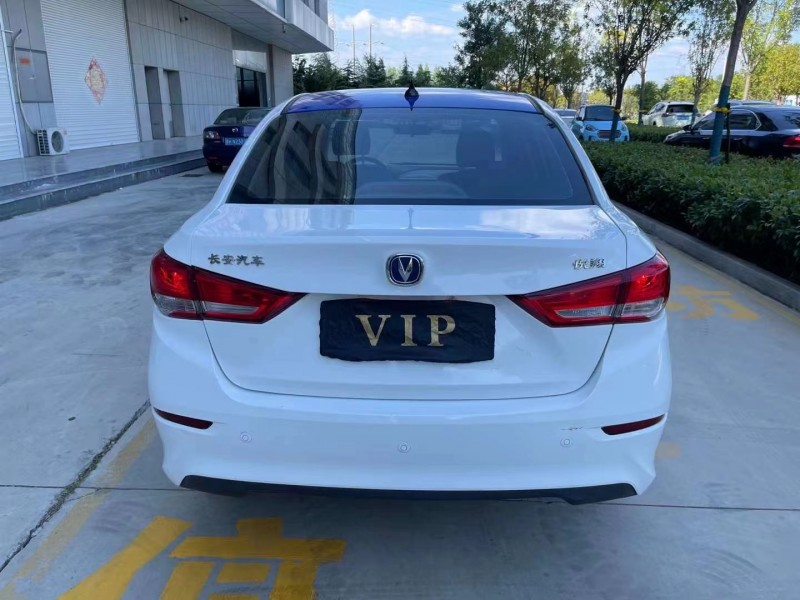 济宁20年长安汽车悦翔9