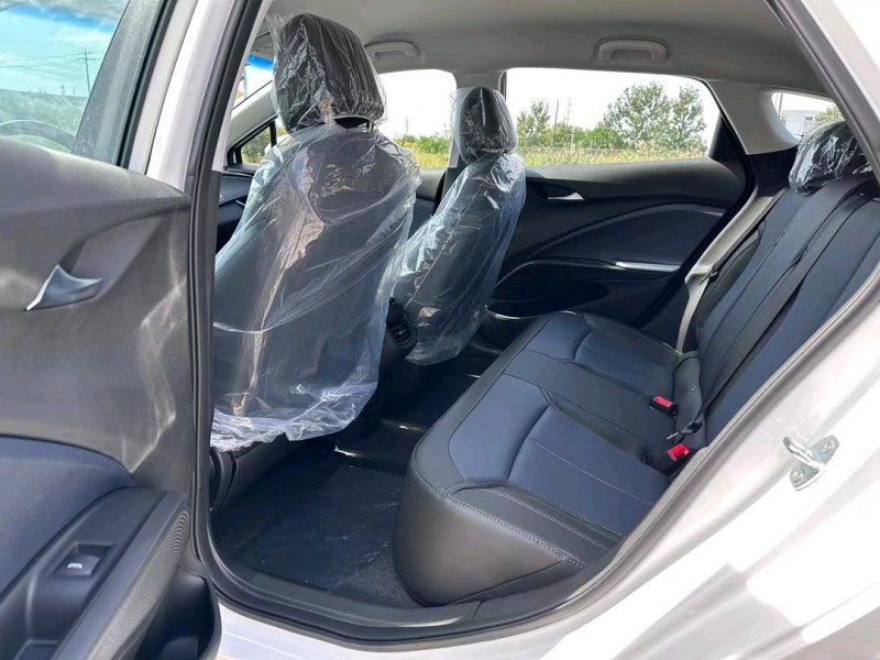 盐城23年别克微蓝4