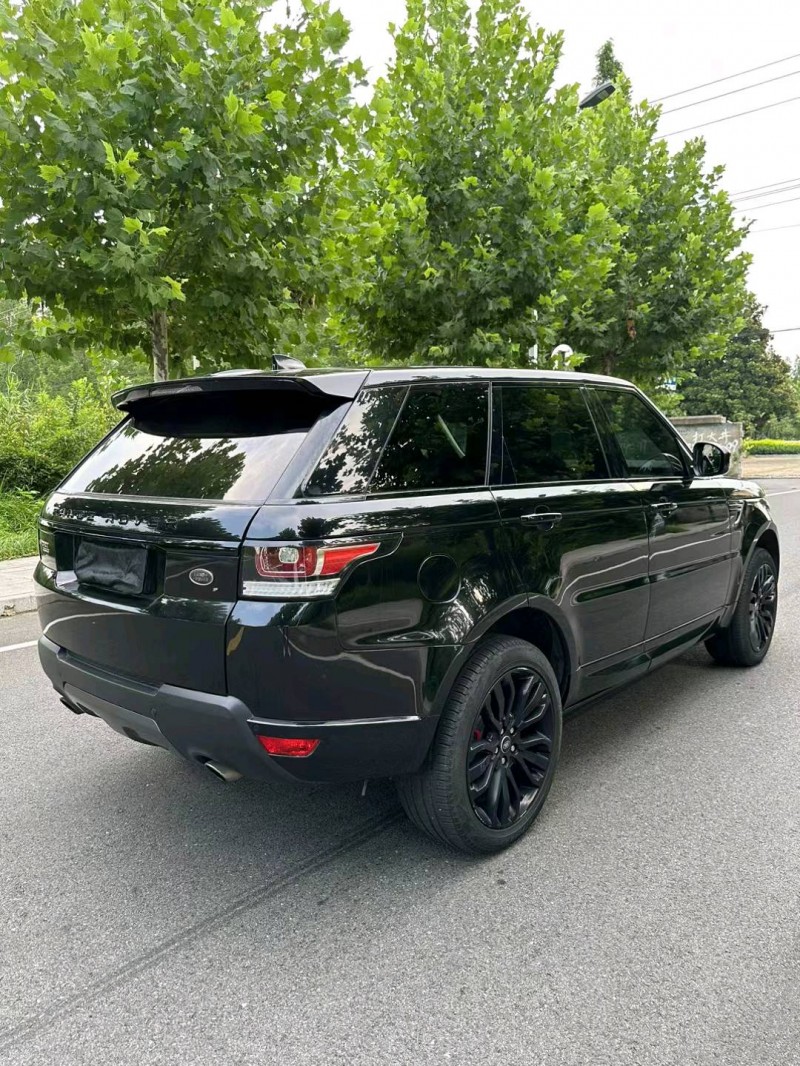 徐州17年路虎揽胜运动7