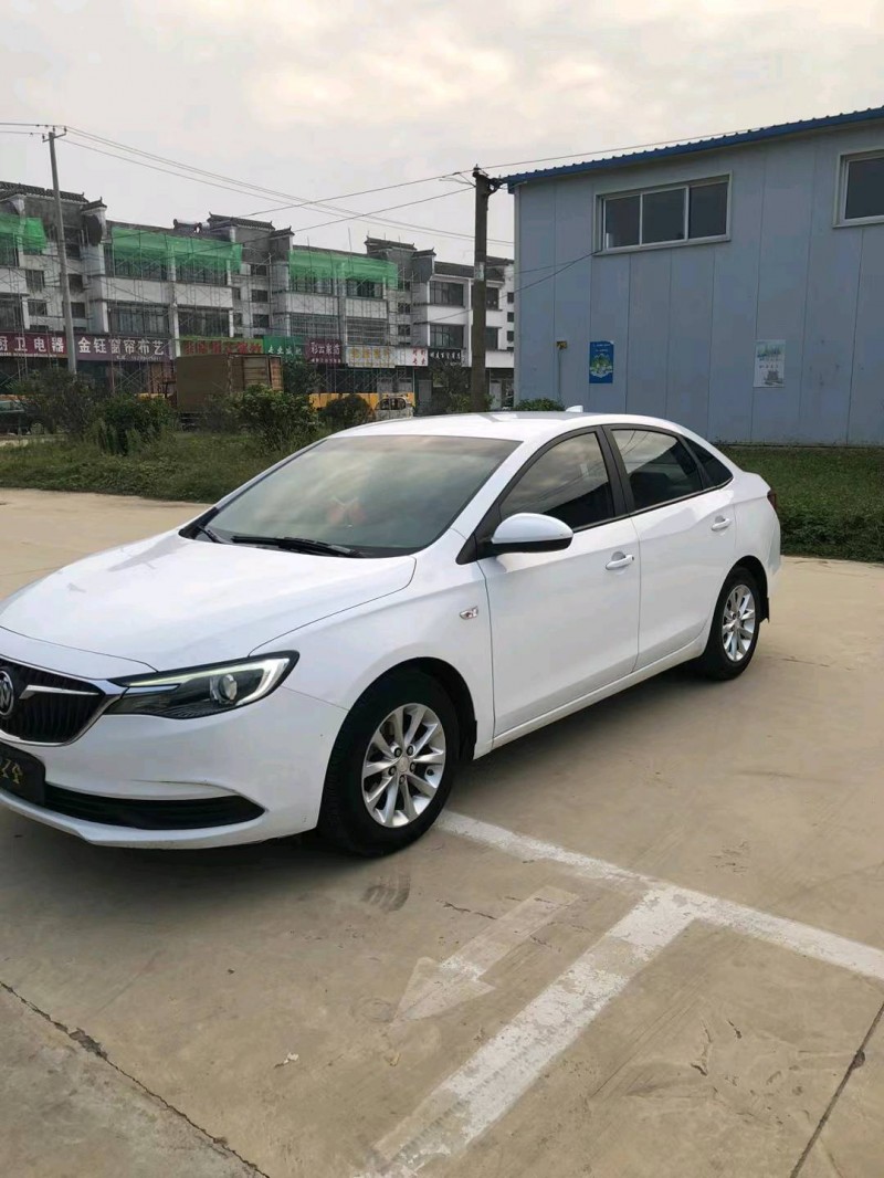 徐州18年别克英朗2