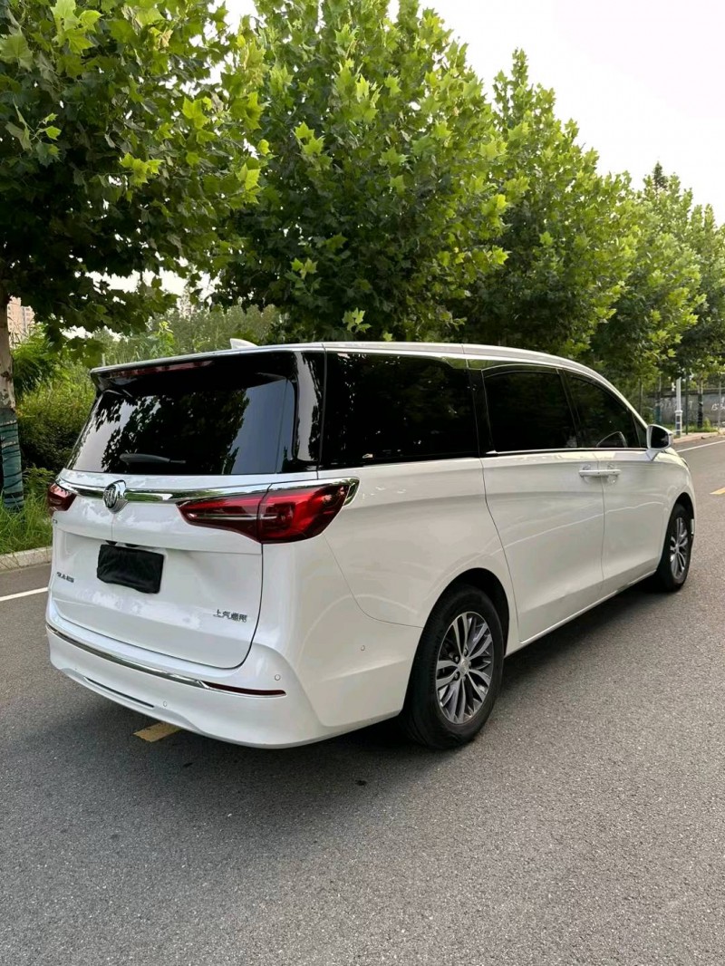 徐州22年别克GL87