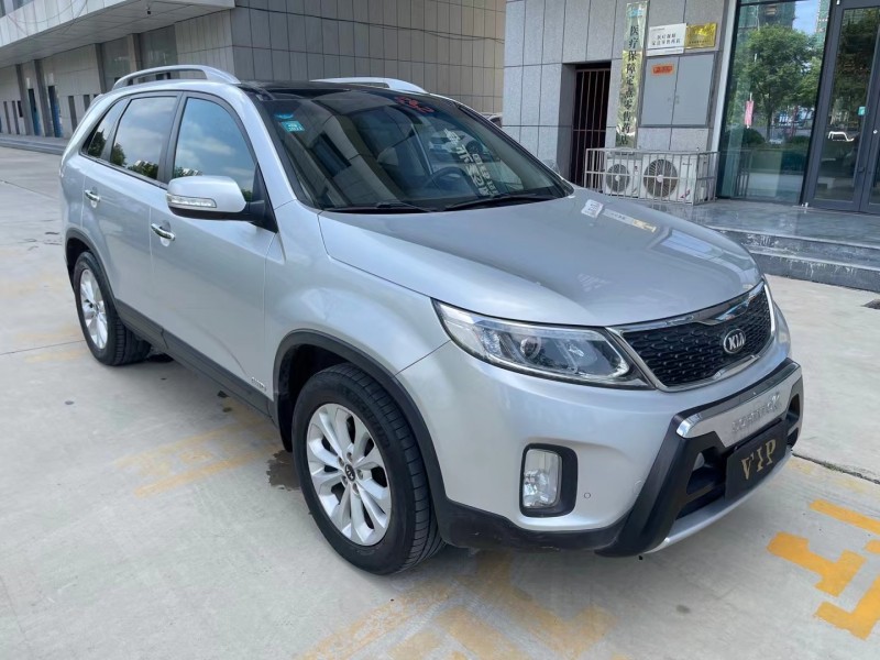 济宁13年起亚索兰托2