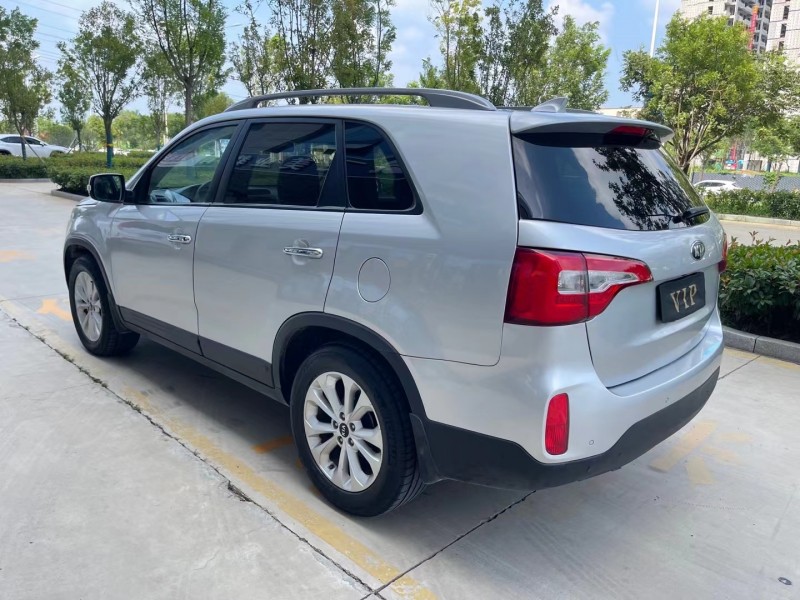 济宁13年起亚索兰托5