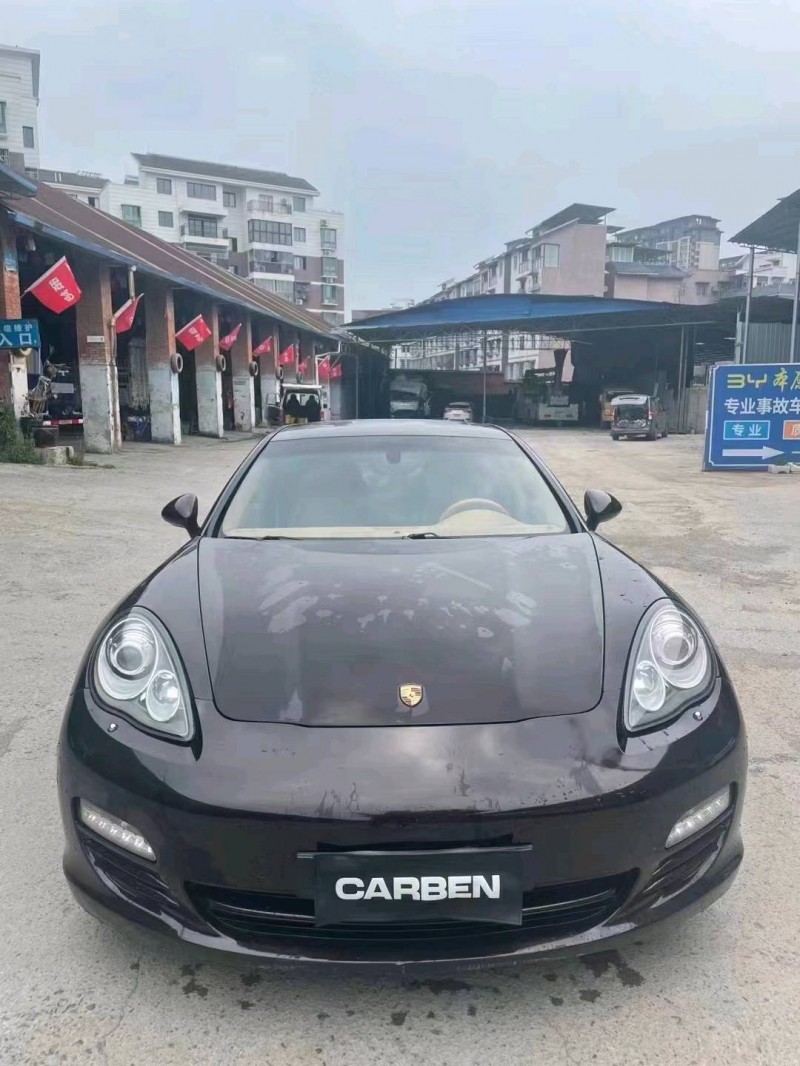 遵義11年保時捷帕拉梅拉1