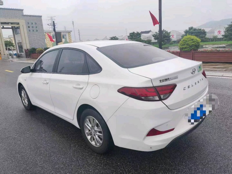 苏州20年现代悦动5