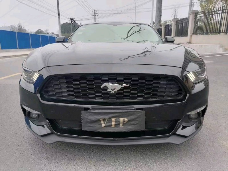 珠海17年福特野马1