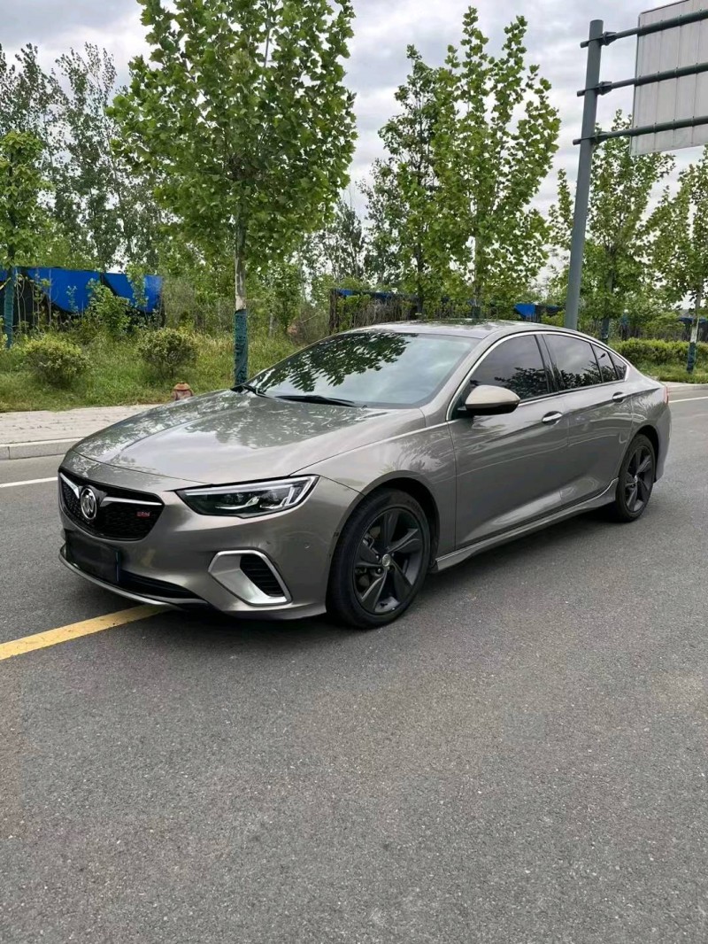 徐州18年别克君威3