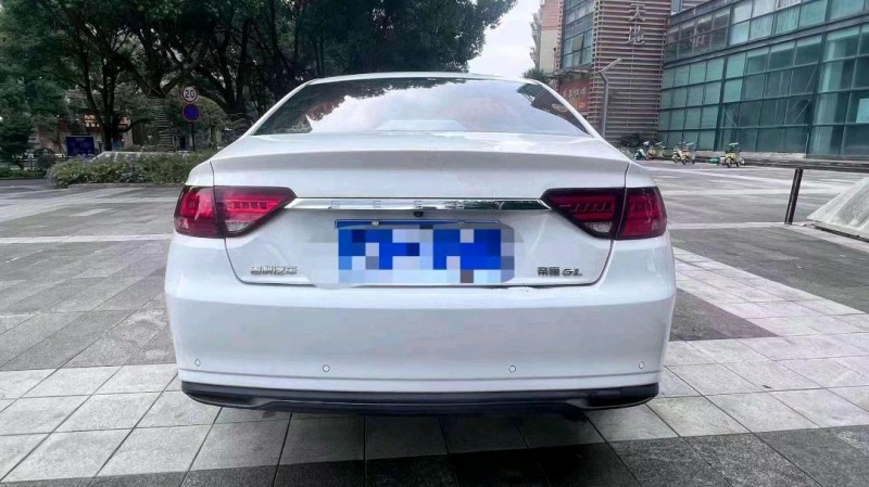 湖州21年吉利帝豪GL8