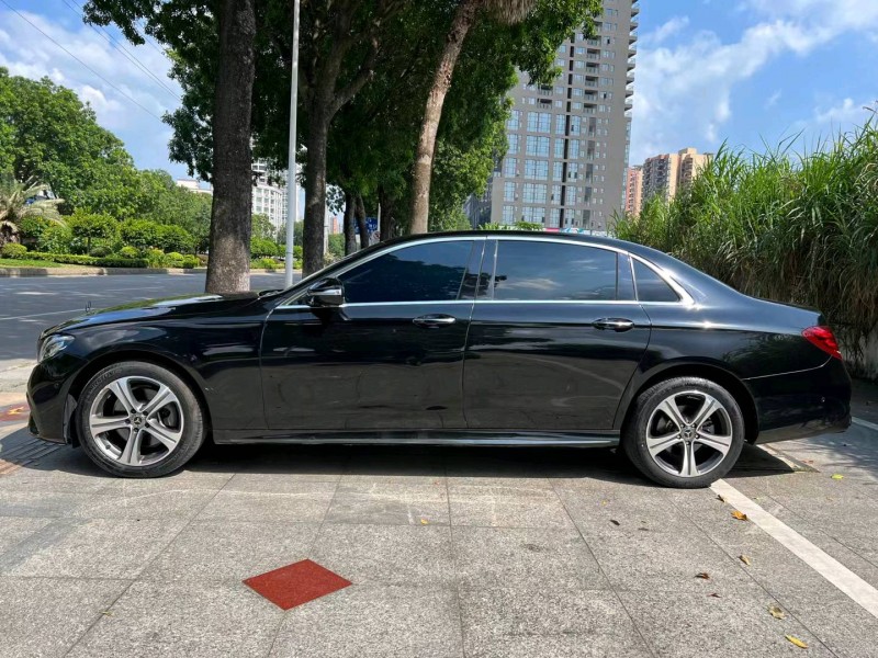 东莞19年奔驰E8
