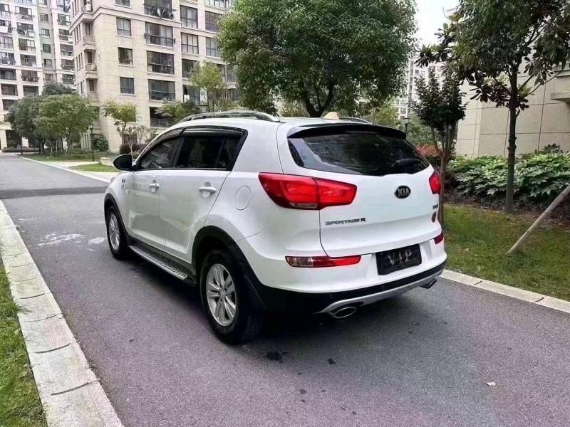 臺州17年起亞獅跑5
