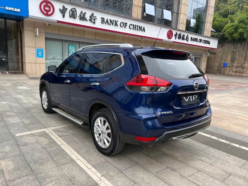 長沙18年日產奇駿2