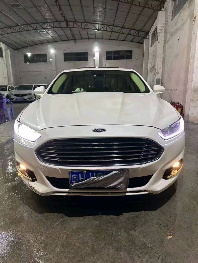 深圳15年福特蒙迪欧1