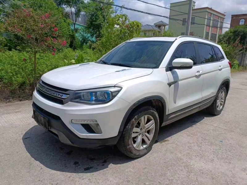 深圳18年长安汽车CS753