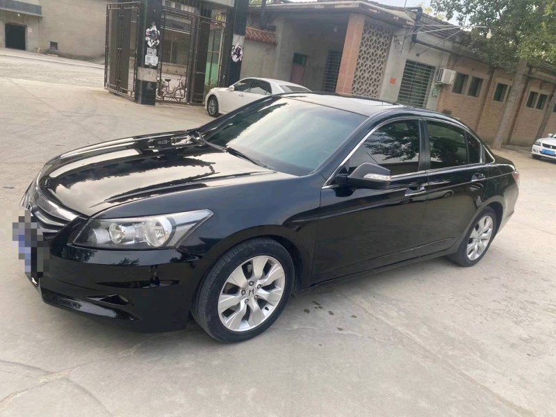 保定12年本田雅阁3