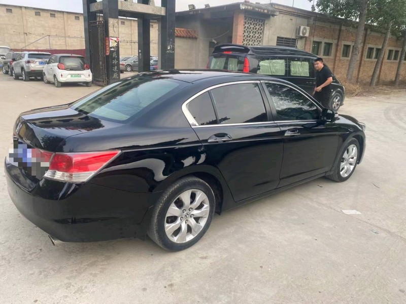 保定12年本田雅阁4