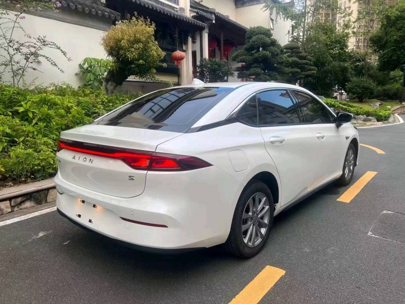 汕头23年传祺埃安S5809
