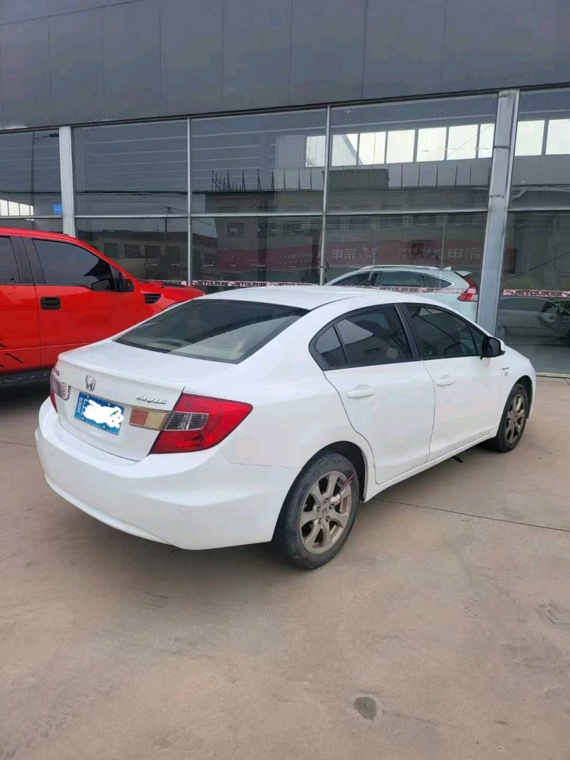 保定13年本田思域8