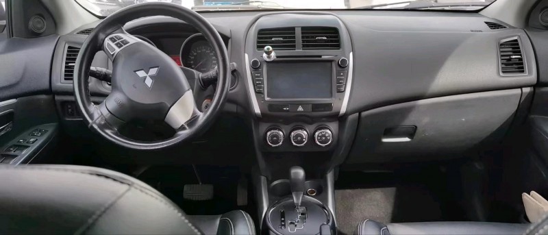 保定16年三菱劲炫7