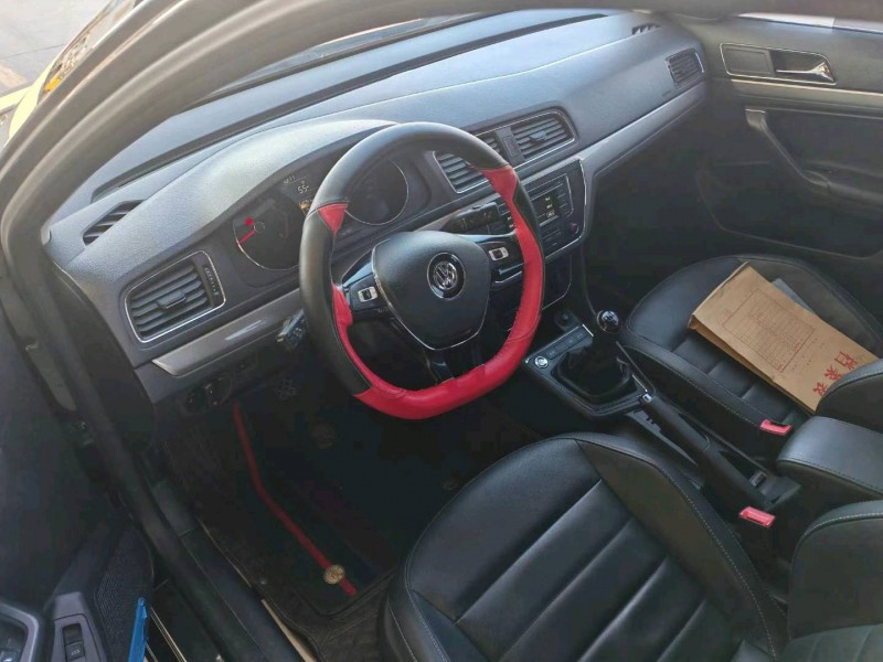 保定17年大众朗逸6