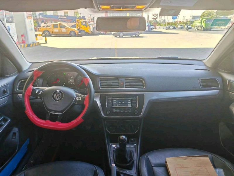 保定17年大众朗逸7