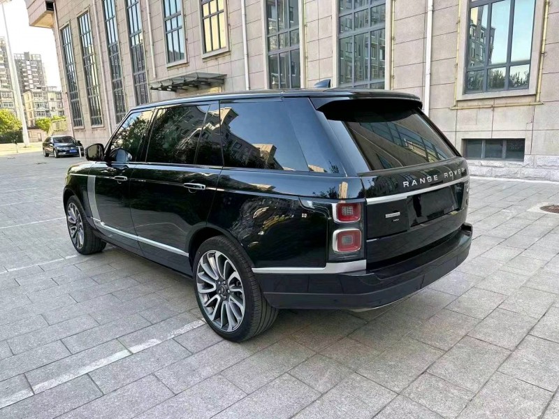 枣庄22年路虎揽胜7