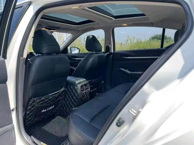 潍坊20年日产天籁7