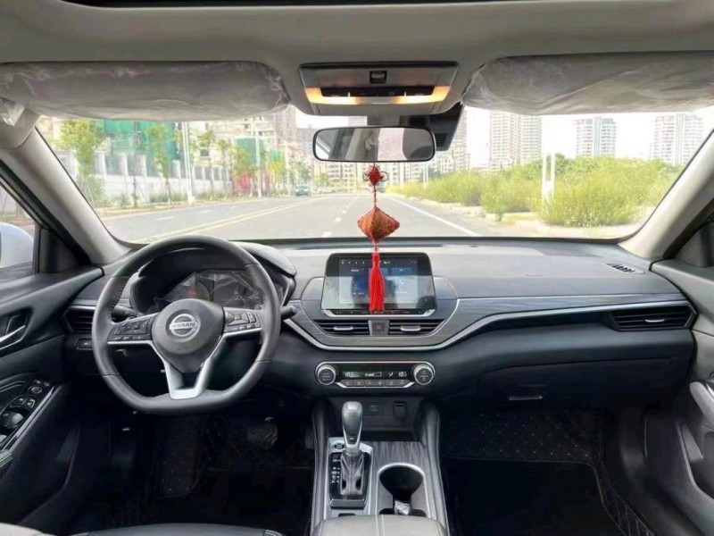 潍坊20年日产天籁8