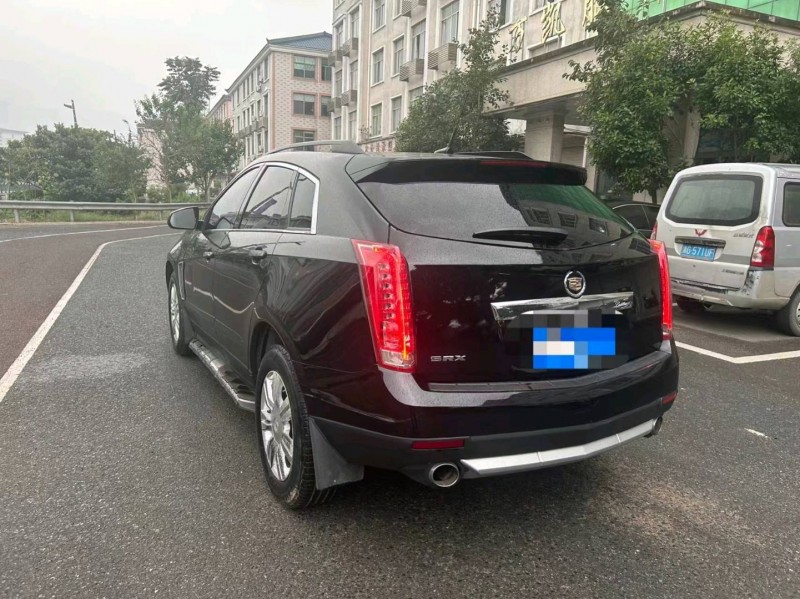 嘉兴13年凯迪拉克SRX3