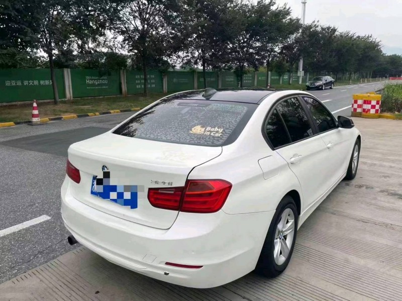 东营13年宝马3系8