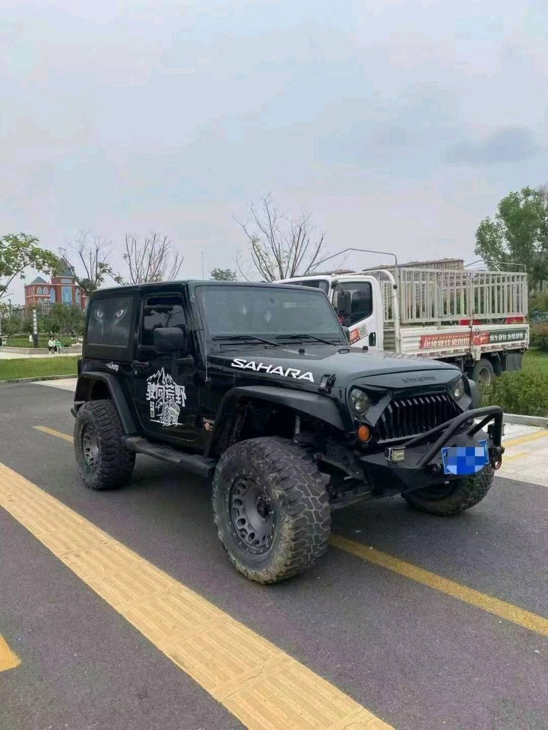 枣庄09年Jeep牧马人2