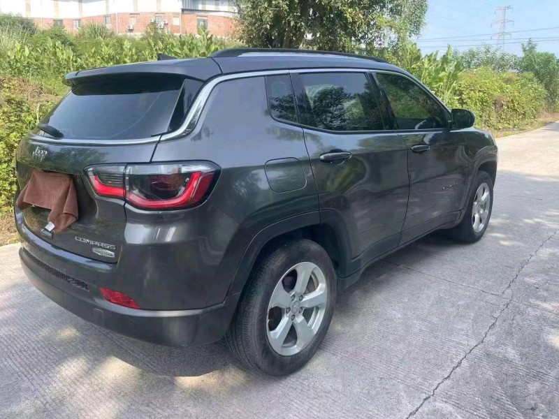 湖州17年Jeep指南者3