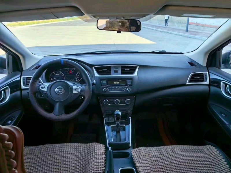 晉城18年日產軒逸8