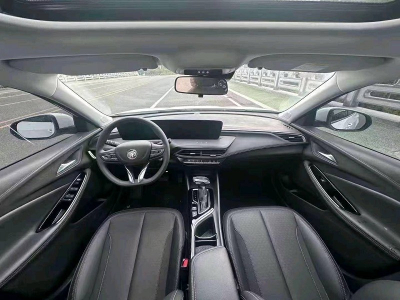 淄博23年别克威朗9