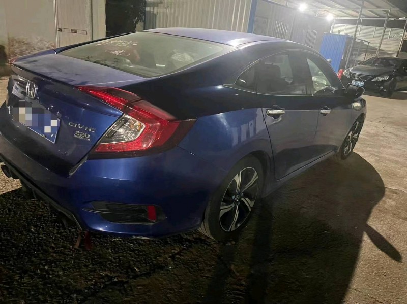 珠海17年本田思域3