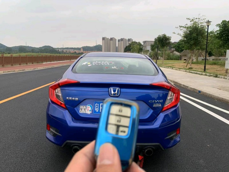 珠海17年本田思域9