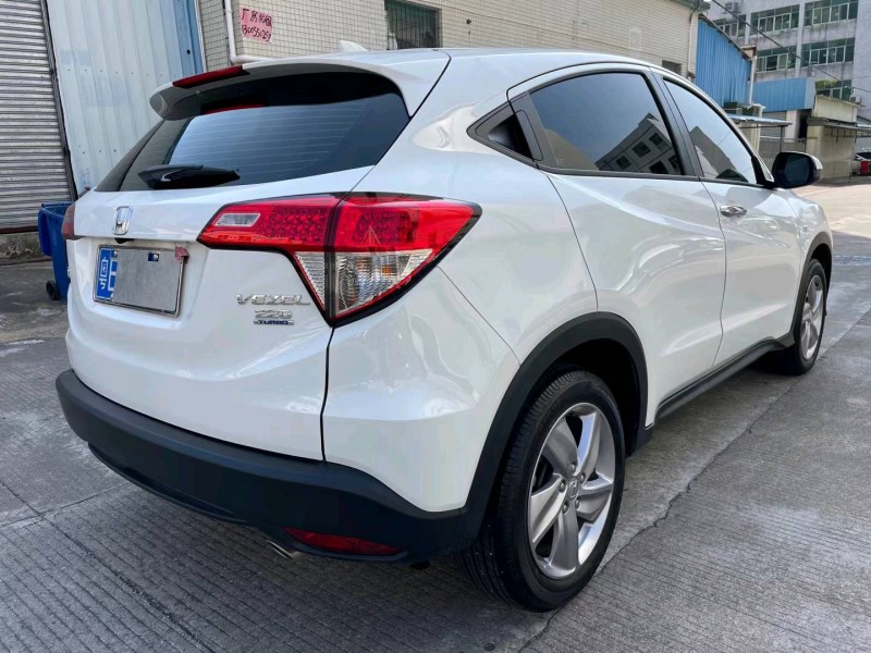 珠海21年本田缤智5