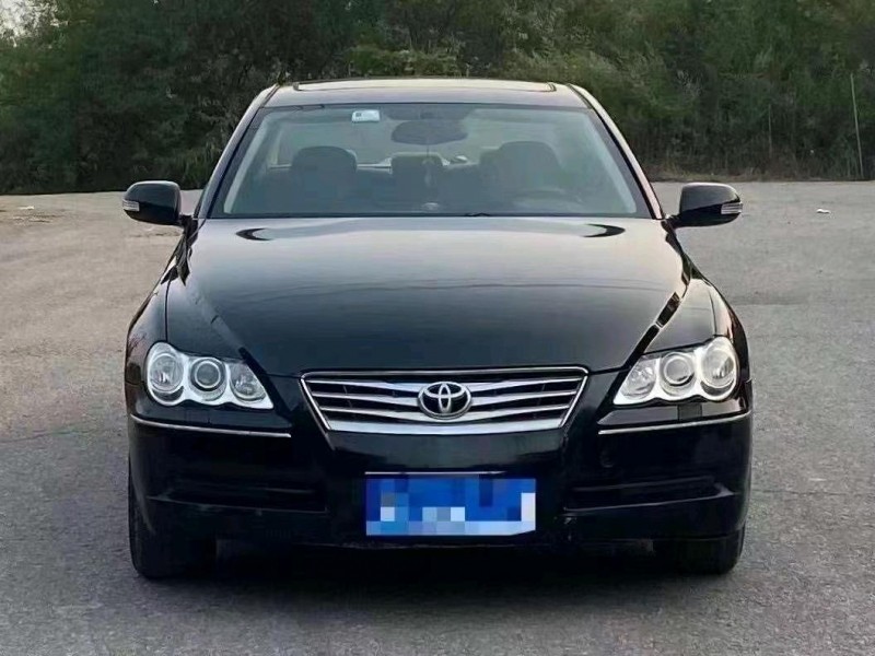 青岛08年丰田锐志1
