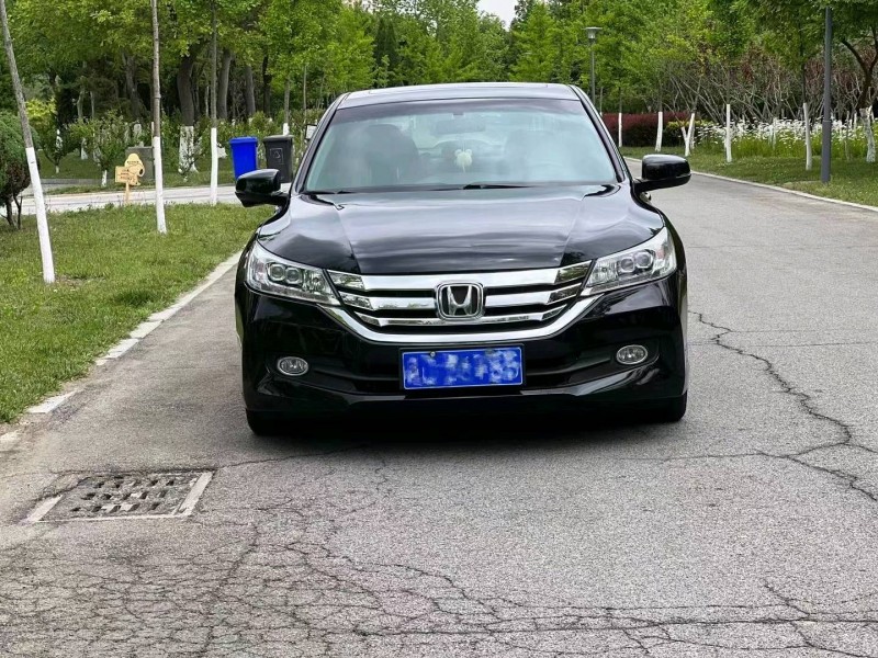 烟台15年本田雅阁1