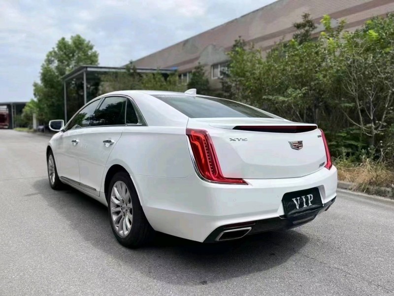 襄陽19年凱迪拉克XTS7