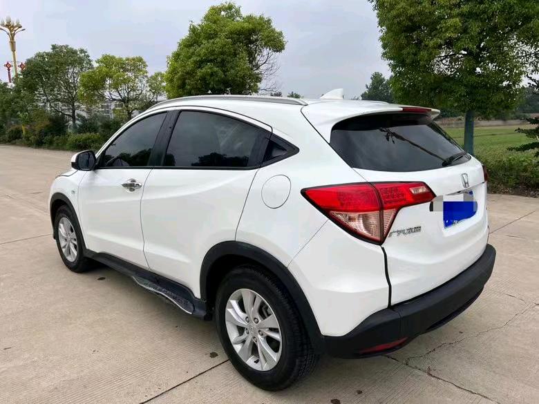 盐城17年本田缤智5