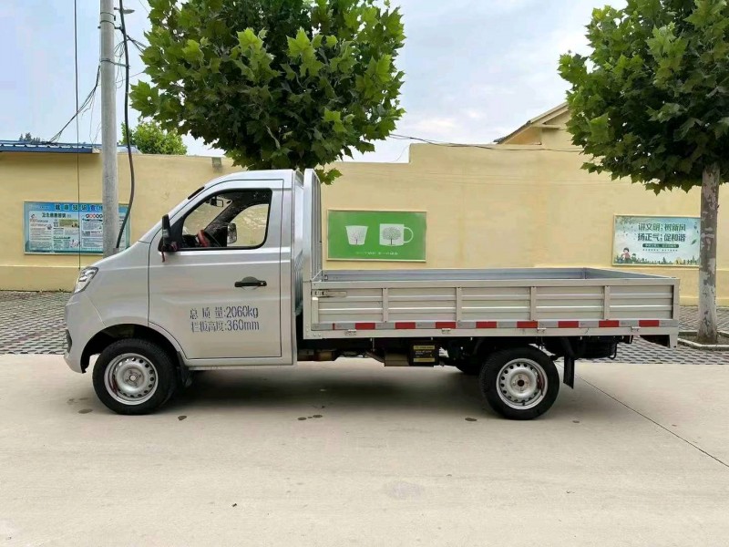 邯郸23年长安汽车跨越8